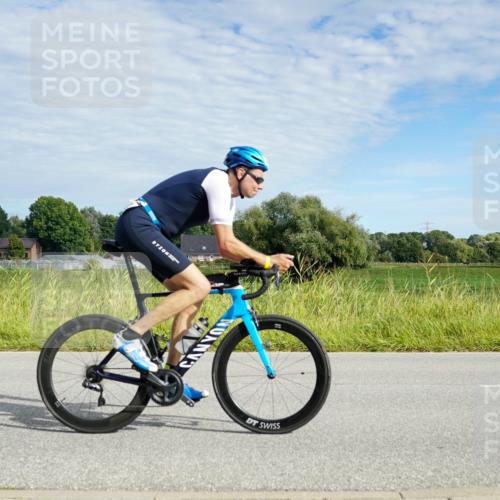 31.08.2025 - Elbe Triathlon Hamburg Michael Burmester http://msf.ph/oto/8691658 31.08.2025 10:09:43 Radfahren 401, 768 meine-sportfotos.de