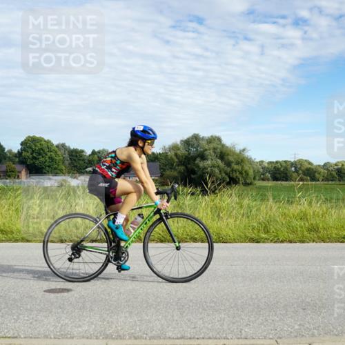 31.08.2025 - Elbe Triathlon Hamburg Michael Burmester http://msf.ph/oto/8691709 31.08.2025 10:11:35 Radfahren 853, 870, 894 meine-sportfotos.de