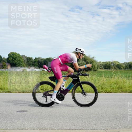 31.08.2025 - Elbe Triathlon Hamburg Michael Burmester http://msf.ph/oto/8691715 31.08.2025 10:12:05 Radfahren 402, 593, 852, 882 meine-sportfotos.de