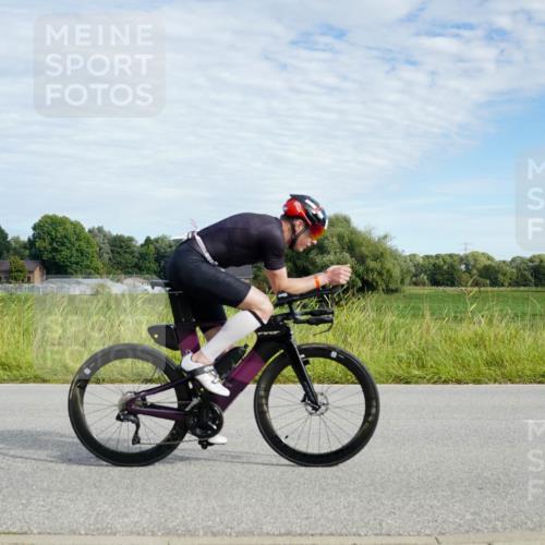 31.08.2025 - Elbe Triathlon Hamburg Michael Burmester http://msf.ph/oto/8691720 31.08.2025 10:12:19 Radfahren 473, 601, 608 meine-sportfotos.de