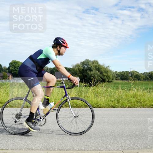 31.08.2025 - Elbe Triathlon Hamburg Michael Burmester http://msf.ph/oto/8691725 31.08.2025 10:12:29 Radfahren 473, 499, 587, 648, 665, 708, 748 meine-sportfotos.de