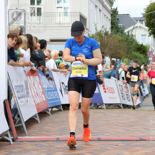 31.08.2025 - 21. Blankeneser Heldenlauf Strokosch-Dieckow http://msf.ph/oto/8691792 31.08.2025 10:30:11 Ziel 2210, 2445, 2444, 2169, 2226, 2543 meine-sportfotos.de