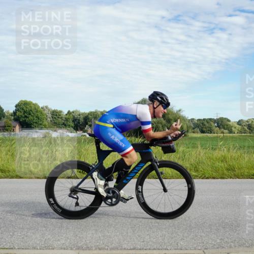 31.08.2025 - Elbe Triathlon Hamburg Michael Burmester http://msf.ph/oto/8691795 31.08.2025 10:14:43 Radfahren 566, 643, 679, 756, 845 meine-sportfotos.de