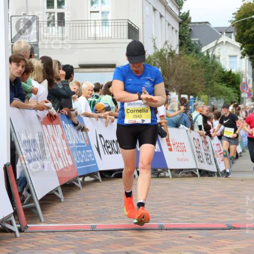 31.08.2025 - 21. Blankeneser Heldenlauf Strokosch-Dieckow http://msf.ph/oto/8691833 31.08.2025 10:30:11 Ziel 2210, 2445, 2444, 2169, 2226, 2543 meine-sportfotos.de