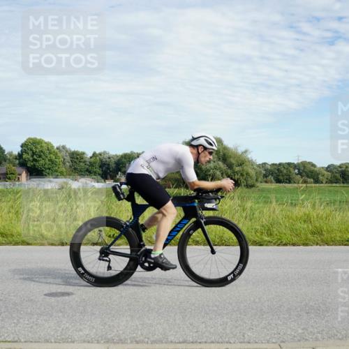 31.08.2025 - Elbe Triathlon Hamburg Michael Burmester http://msf.ph/oto/8691853 31.08.2025 10:17:13 Radfahren 671, 682, 696, 739, 754, 786, 874, 877, 912, 1017 meine-sportfotos.de