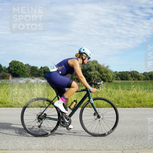 31.08.2025 - Elbe Triathlon Hamburg Michael Burmester http://msf.ph/oto/8691868 31.08.2025 10:17:39 Radfahren 820, 823, 825 meine-sportfotos.de