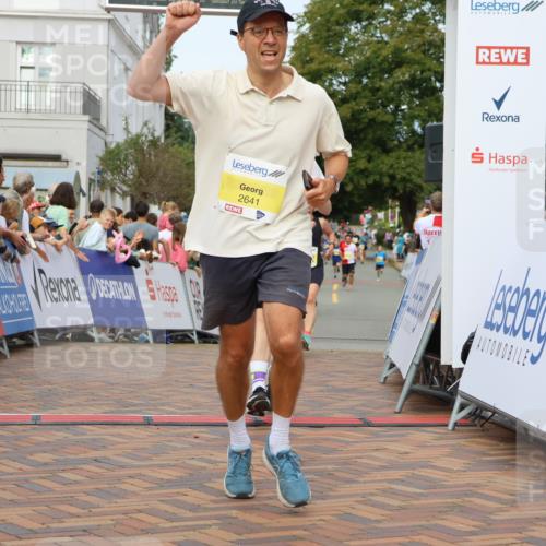 31.08.2025 - 21. Blankeneser Heldenlauf Strokosch-Dieckow http://msf.ph/oto/8691870 31.08.2025 10:25:13 Ziel 2641, 2357, 2717, 2285, 2286, 2331, 2053, 2359, 2661, 2383 meine-sportfotos.de