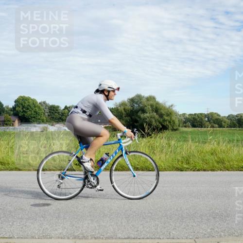 31.08.2025 - Elbe Triathlon Hamburg Michael Burmester http://msf.ph/oto/8691877 31.08.2025 10:17:56 Radfahren 570, 681, 684, 750, 838, 859 meine-sportfotos.de