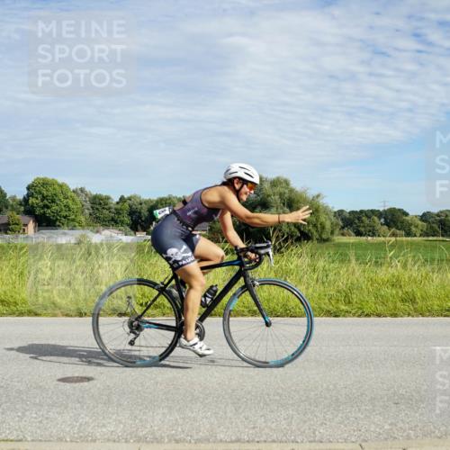 31.08.2025 - Elbe Triathlon Hamburg Michael Burmester http://msf.ph/oto/8691891 31.08.2025 10:18:51 Radfahren 778, 901 meine-sportfotos.de