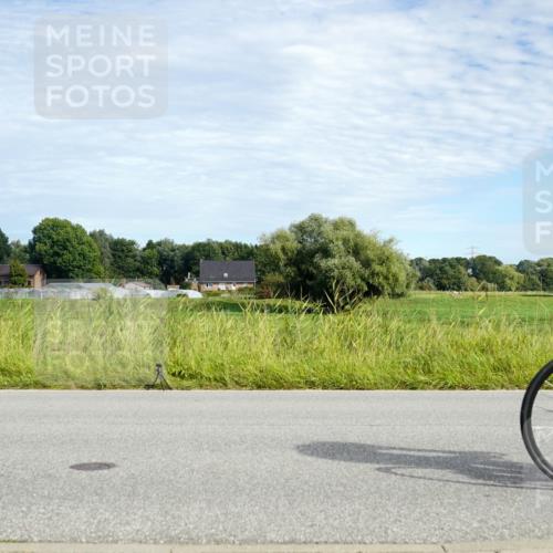 31.08.2025 - Elbe Triathlon Hamburg Michael Burmester http://msf.ph/oto/8691900 31.08.2025 10:19:11 Radfahren 487, 713, 777, 803, 828, 856, 930 meine-sportfotos.de