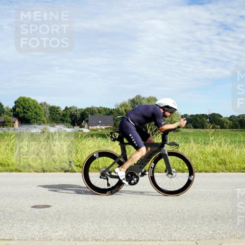 31.08.2025 - Elbe Triathlon Hamburg Michael Burmester http://msf.ph/oto/8691942 31.08.2025 10:20:37 Radfahren 508, 920, 1090 meine-sportfotos.de