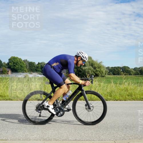 31.08.2025 - Elbe Triathlon Hamburg Michael Burmester http://msf.ph/oto/8691981 31.08.2025 10:21:44 Radfahren 736, 764, 766, 788, 895, 900, 907 meine-sportfotos.de