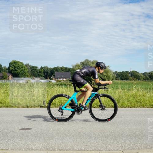 31.08.2025 - Elbe Triathlon Hamburg Michael Burmester http://msf.ph/oto/8691982 31.08.2025 10:21:45 Radfahren 764, 766, 788, 895, 900, 1001 meine-sportfotos.de