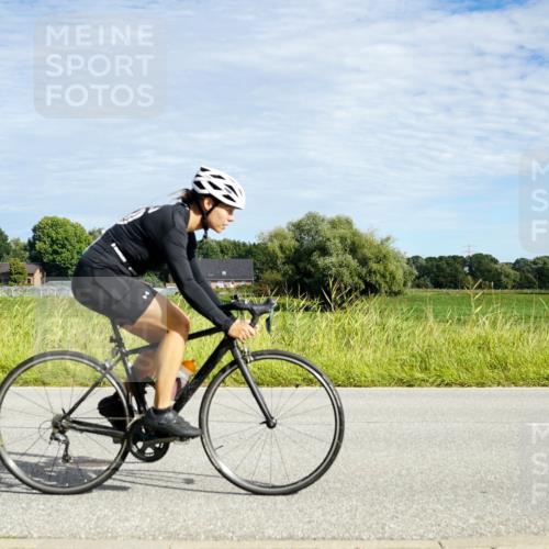 31.08.2025 - Elbe Triathlon Hamburg Michael Burmester http://msf.ph/oto/8691991 31.08.2025 10:21:56 Radfahren 654, 769, 796, 810, 814, 844, 849, 953, 1024, 1030, 1101 meine-sportfotos.de
