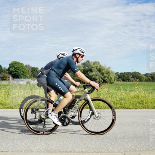 31.08.2025 - Elbe Triathlon Hamburg Michael Burmester http://msf.ph/oto/8692040 31.08.2025 10:23:00 Radfahren 698, 747, 762, 792, 805, 871, 942, 971, 978, 995, 1063, 1067, 1106 meine-sportfotos.de