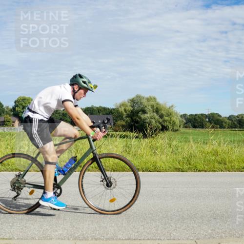 31.08.2025 - Elbe Triathlon Hamburg Michael Burmester http://msf.ph/oto/8692064 31.08.2025 10:23:31 Radfahren 399, 812, 1037, 1093 meine-sportfotos.de