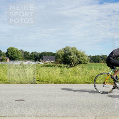 31.08.2025 - Elbe Triathlon Hamburg Michael Burmester http://msf.ph/oto/8692066 31.08.2025 10:23:32 Radfahren 399, 1037, 1093 meine-sportfotos.de