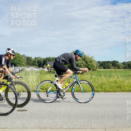 31.08.2025 - Elbe Triathlon Hamburg Michael Burmester http://msf.ph/oto/8692078 31.08.2025 10:23:55 Radfahren 704, 741, 818, 861, 914, 926, 1031, 1043, 1109 meine-sportfotos.de