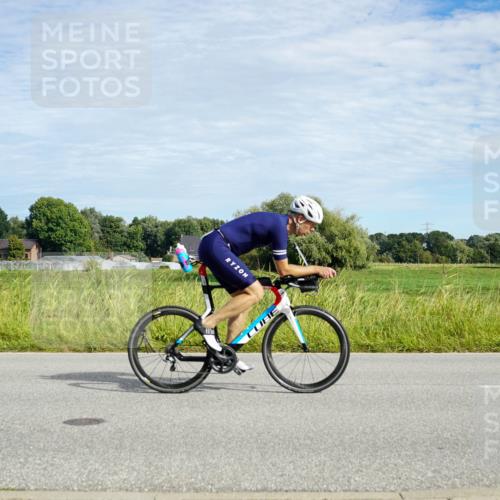 31.08.2025 - Elbe Triathlon Hamburg Michael Burmester http://msf.ph/oto/8692088 31.08.2025 10:24:08 Radfahren 761, 962, 997, 1076, 1158 meine-sportfotos.de