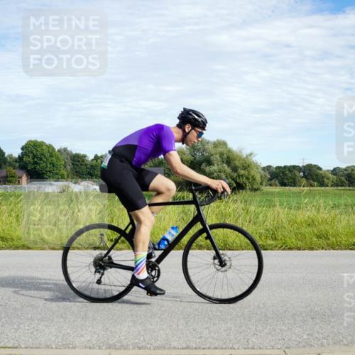 31.08.2025 - Elbe Triathlon Hamburg Michael Burmester http://msf.ph/oto/8692127 31.08.2025 10:25:10 Radfahren 782, 929, 955, 958, 1003, 1039, 1094, 1096 meine-sportfotos.de