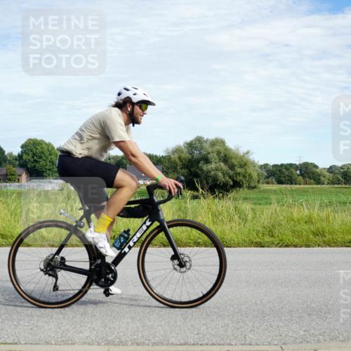 31.08.2025 - Elbe Triathlon Hamburg Michael Burmester http://msf.ph/oto/8692135 31.08.2025 10:25:18 Radfahren 829, 935, 955, 966, 1008, 1021, 1039, 1094, 1096 meine-sportfotos.de