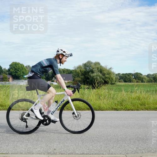 31.08.2025 - Elbe Triathlon Hamburg Michael Burmester http://msf.ph/oto/8692138 31.08.2025 10:25:23 Radfahren 829, 935, 1008, 1021 meine-sportfotos.de