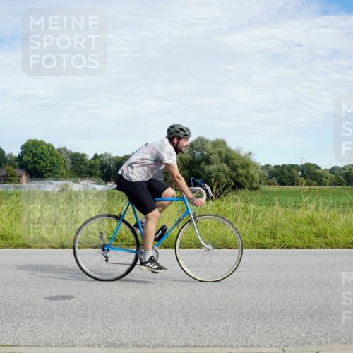 31.08.2025 - Elbe Triathlon Hamburg Michael Burmester http://msf.ph/oto/8692151 31.08.2025 10:25:56 Radfahren 503, 890, 1020, 1029, 1055 meine-sportfotos.de