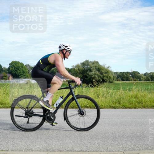 31.08.2025 - Elbe Triathlon Hamburg Michael Burmester http://msf.ph/oto/8692165 31.08.2025 10:26:24 Radfahren 905, 936, 951, 1103, 1108, 1149 meine-sportfotos.de