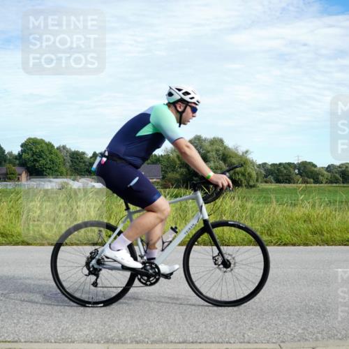 31.08.2025 - Elbe Triathlon Hamburg Michael Burmester http://msf.ph/oto/8692172 31.08.2025 10:26:28 Radfahren 905, 934, 951, 980, 1103, 1108, 1149 meine-sportfotos.de