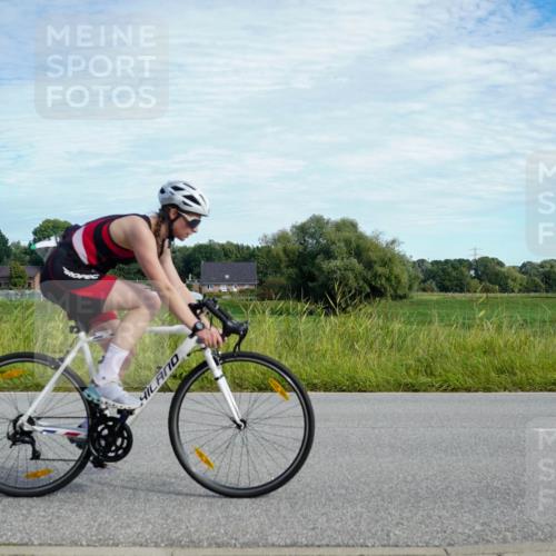 31.08.2025 - Elbe Triathlon Hamburg Michael Burmester http://msf.ph/oto/8692217 31.08.2025 10:28:16 Radfahren 799, 813, 817, 866 meine-sportfotos.de