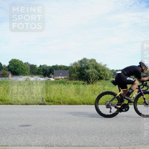 31.08.2025 - Elbe Triathlon Hamburg Michael Burmester http://msf.ph/oto/8692232 31.08.2025 10:28:45 Radfahren 701, 852, 913, 991, 1123, 1219 meine-sportfotos.de