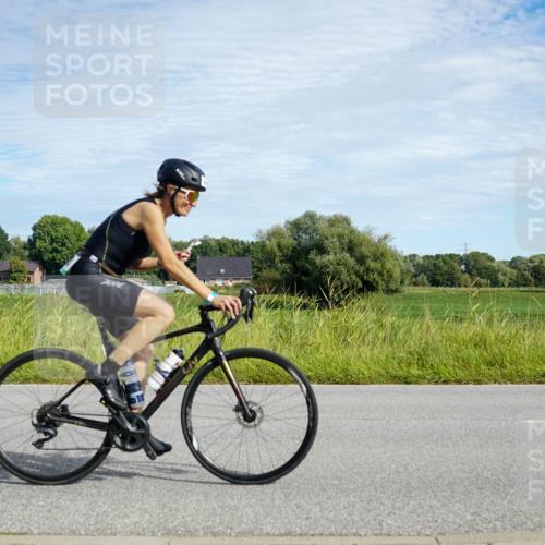 31.08.2025 - Elbe Triathlon Hamburg Michael Burmester http://msf.ph/oto/8692250 31.08.2025 10:29:49 Radfahren 775, 888, 894, 1017 meine-sportfotos.de