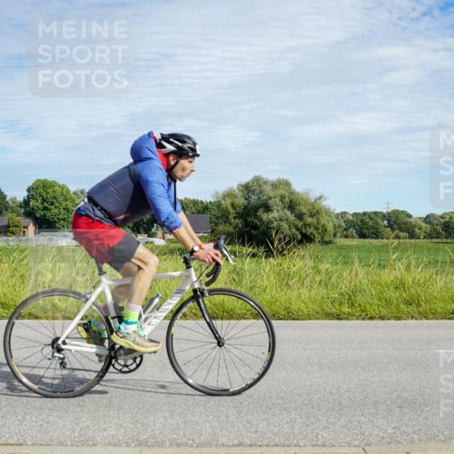 31.08.2025 - Elbe Triathlon Hamburg Michael Burmester http://msf.ph/oto/8692258 31.08.2025 10:29:58 Radfahren 606, 870, 887, 888, 1011, 1155, 1180, 1202 meine-sportfotos.de