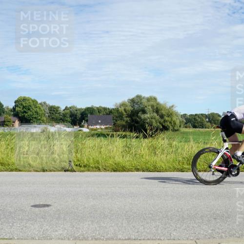31.08.2025 - Elbe Triathlon Hamburg Michael Burmester http://msf.ph/oto/8692325 31.08.2025 10:32:37 Radfahren 786, 896, 932, 1168, 1174, 1185, 1226, 1240 meine-sportfotos.de
