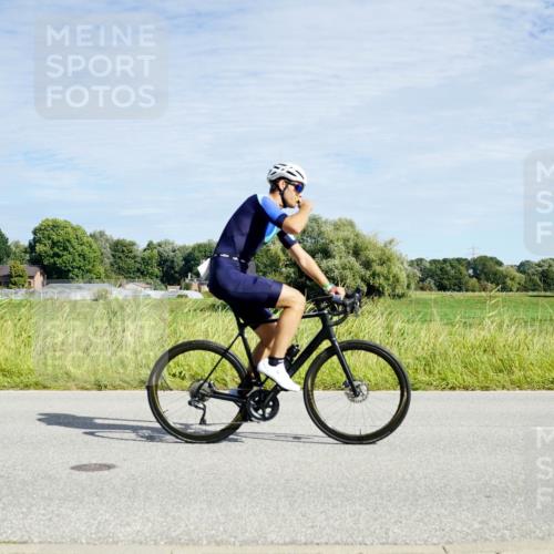 31.08.2025 - Elbe Triathlon Hamburg Michael Burmester http://msf.ph/oto/8692350 31.08.2025 10:33:25 Radfahren 826, 838, 850, 859, 908, 944, 1119, 1177, 1191, 1235, 1241 meine-sportfotos.de