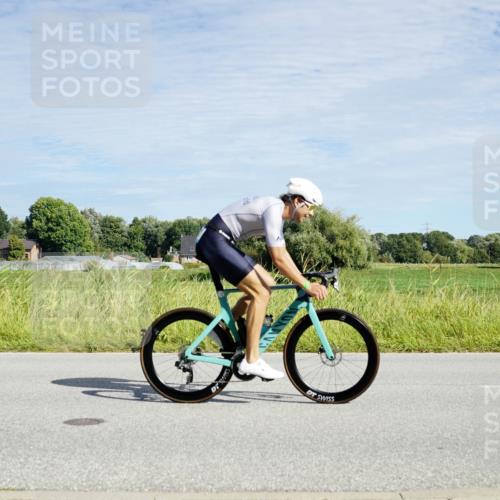 31.08.2025 - Elbe Triathlon Hamburg Michael Burmester http://msf.ph/oto/8692389 31.08.2025 10:34:39 Radfahren 404, 947, 1078, 1134, 1150, 1221 meine-sportfotos.de