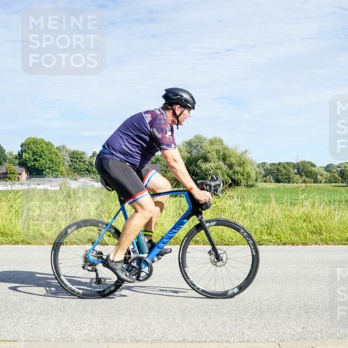 31.08.2025 - Elbe Triathlon Hamburg Michael Burmester http://msf.ph/oto/8692419 31.08.2025 10:35:44 Radfahren 803, 1023, 1036, 1064, 1101, 1156, 1186, 1228 meine-sportfotos.de