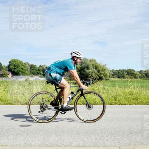 31.08.2025 - Elbe Triathlon Hamburg Michael Burmester http://msf.ph/oto/8692433 31.08.2025 10:36:02 Radfahren 760, 828, 911, 915, 923, 1125, 1199, 1217, 1229, 1242 meine-sportfotos.de
