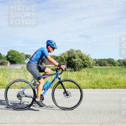 31.08.2025 - Elbe Triathlon Hamburg Michael Burmester http://msf.ph/oto/8692436 31.08.2025 10:36:06 Radfahren 781, 807, 828, 915, 1217, 1242, 1245 meine-sportfotos.de