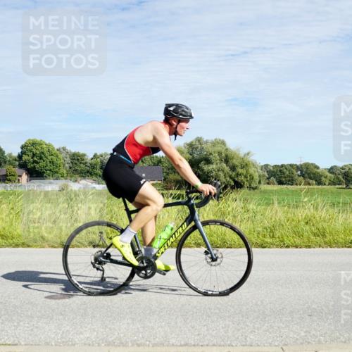 31.08.2025 - Elbe Triathlon Hamburg Michael Burmester http://msf.ph/oto/8692490 31.08.2025 10:37:30 Radfahren 974 meine-sportfotos.de