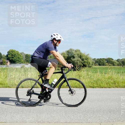 31.08.2025 - Elbe Triathlon Hamburg Michael Burmester http://msf.ph/oto/8692527 31.08.2025 10:38:26 Radfahren 783, 790, 942, 965, 971, 1077, 1106, 1109 meine-sportfotos.de