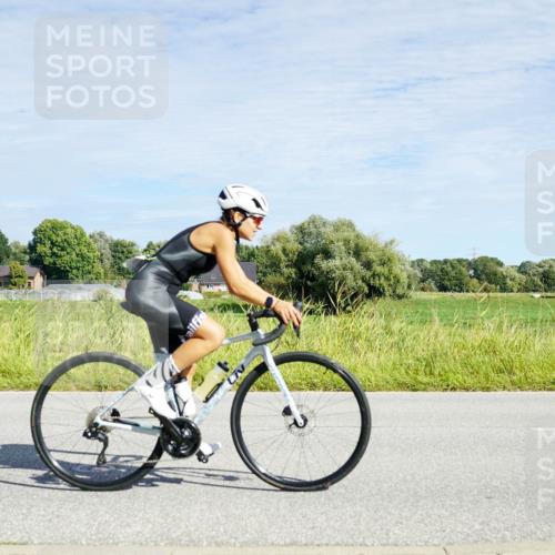 31.08.2025 - Elbe Triathlon Hamburg Michael Burmester http://msf.ph/oto/8692556 31.08.2025 10:39:14 Radfahren 842, 871, 979 meine-sportfotos.de