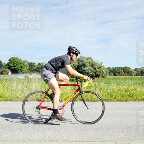 31.08.2025 - Elbe Triathlon Hamburg Michael Burmester http://msf.ph/oto/8692559 31.08.2025 10:39:25 Radfahren 945, 1031, 1065, 1092, 1258, 1265, 1278 meine-sportfotos.de