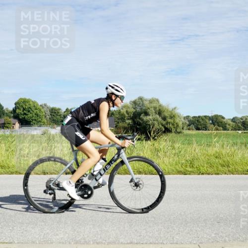31.08.2025 - Elbe Triathlon Hamburg Michael Burmester http://msf.ph/oto/8692570 31.08.2025 10:39:38 Radfahren 762, 812, 836, 937, 961, 1037, 1075, 1091 meine-sportfotos.de