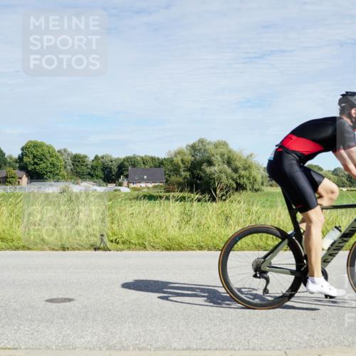 31.08.2025 - Elbe Triathlon Hamburg Michael Burmester http://msf.ph/oto/8692572 31.08.2025 10:39:41 Radfahren 762, 812, 937, 961, 964, 1075, 1091, 1149 meine-sportfotos.de