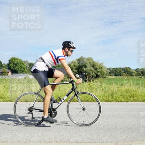 31.08.2025 - Elbe Triathlon Hamburg Michael Burmester http://msf.ph/oto/8692620 31.08.2025 10:41:25 Radfahren 914, 926, 970, 1054, 1148, 1273 meine-sportfotos.de