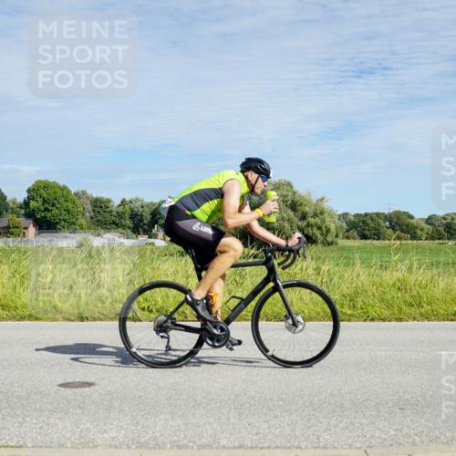31.08.2025 - Elbe Triathlon Hamburg Michael Burmester http://msf.ph/oto/8692647 31.08.2025 10:42:16 Radfahren 992, 993, 1082, 1250, 1297 meine-sportfotos.de