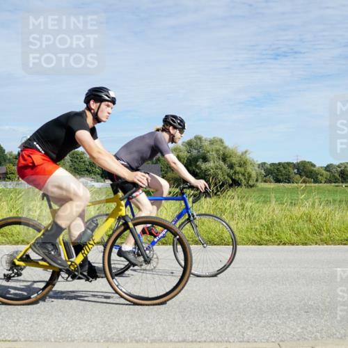 31.08.2025 - Elbe Triathlon Hamburg Michael Burmester http://msf.ph/oto/8692656 31.08.2025 10:42:31 Radfahren 954, 973, 1008, 1026, 1055, 1105, 1160, 1303, 1321, 1323 meine-sportfotos.de
