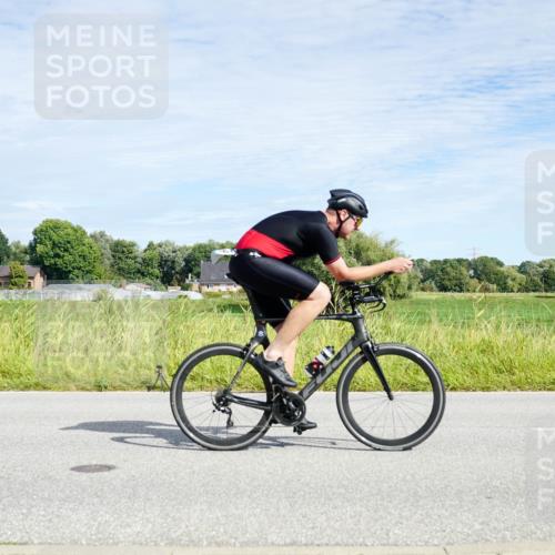 31.08.2025 - Elbe Triathlon Hamburg Michael Burmester http://msf.ph/oto/8692733 31.08.2025 10:45:00 Radfahren 1140, 1209 meine-sportfotos.de