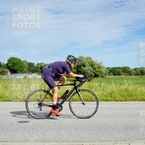 31.08.2025 - Elbe Triathlon Hamburg Michael Burmester http://msf.ph/oto/8692872 31.08.2025 10:50:50 Radfahren 794, 1176, 1287, 1324 meine-sportfotos.de